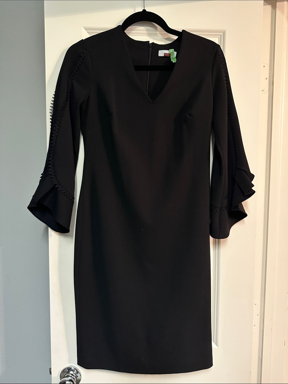 Calvin Klein Black 3/4 sleeve V-Neck Sheath Dress